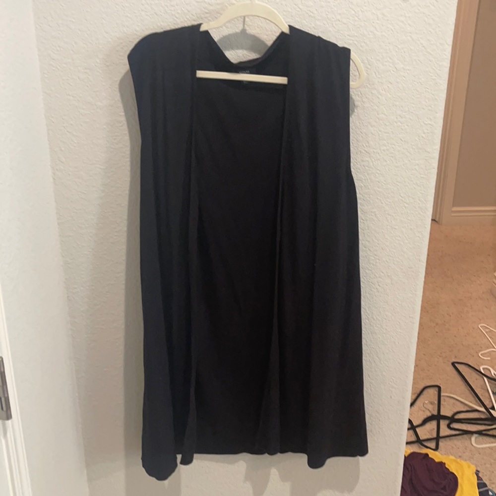 Women’s long short sleeve vest